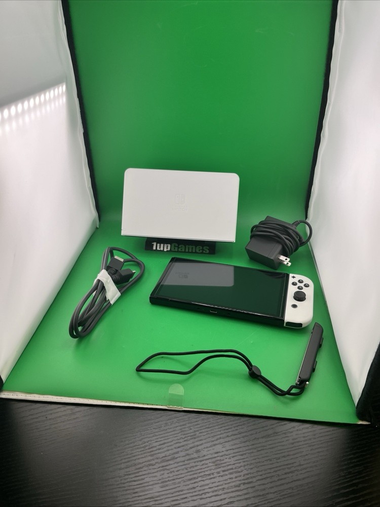Nintendo Switch OLED Model/64GB Missing Left Joycon All Working Good. (T09)