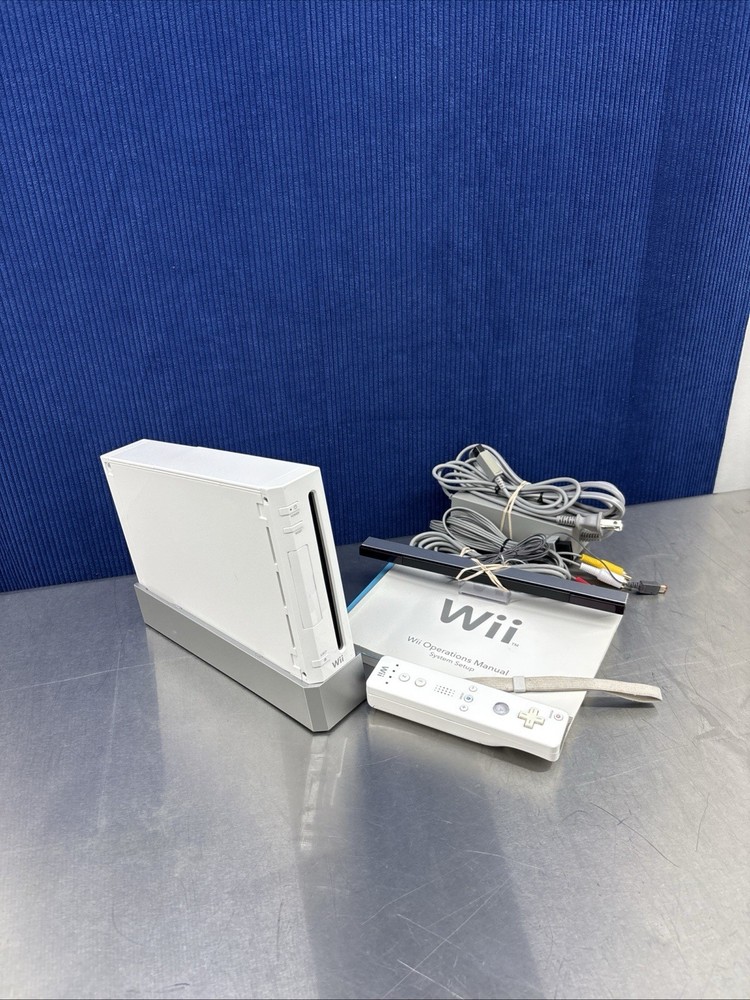 Nintendo Wii Home Console White Color