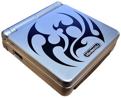 Tribal Nintendo Gameboy Advance SP Limited Edition (AGS-001) + Usb Charger