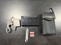 Nintendo DS Lite USA Black Handheld System W/ Case, game & Charger. Tested