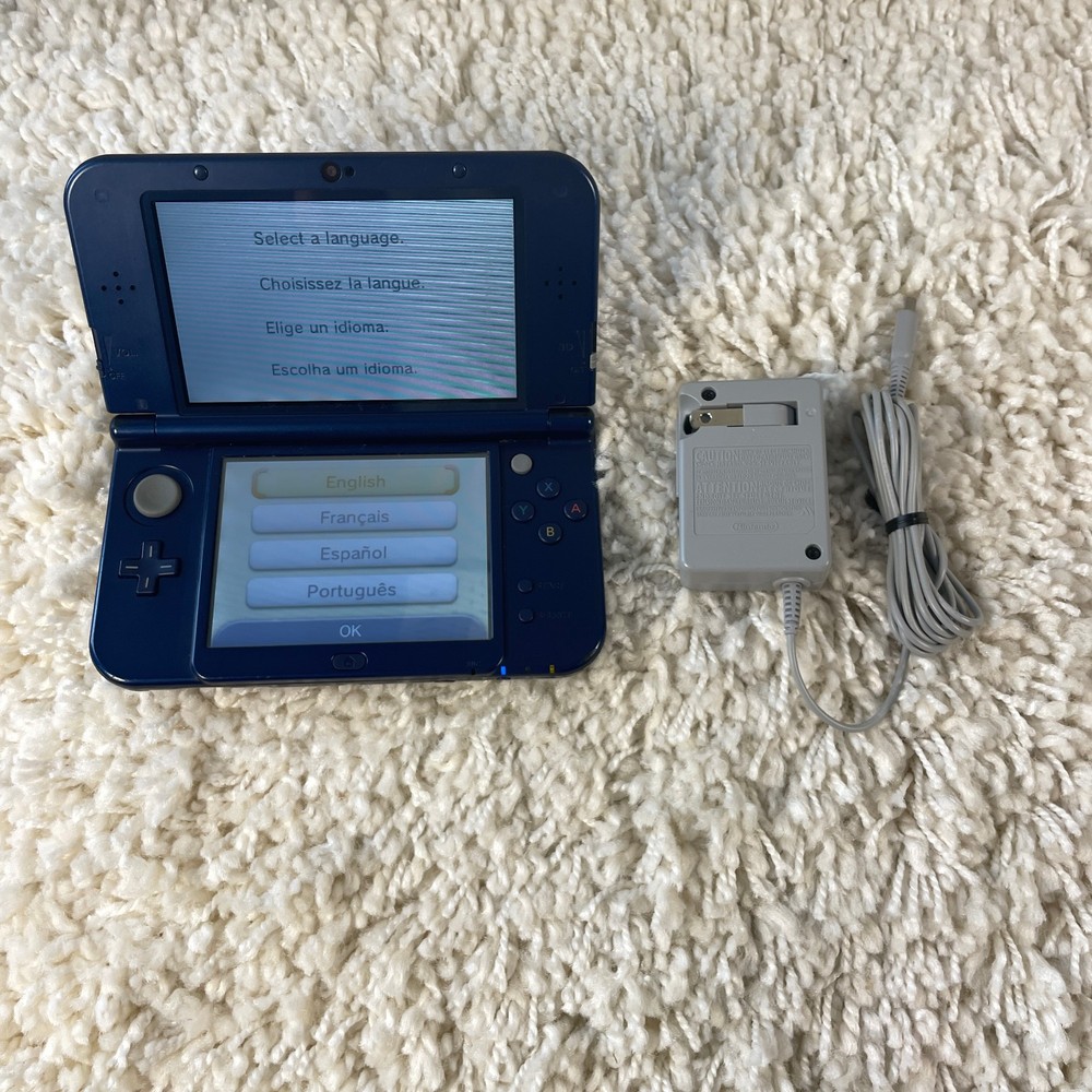 Nintendo New 3DS XL Galaxy Edition Handheld Console System RED-001 Tested