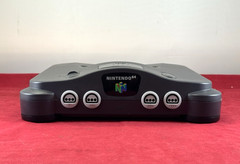 Nintendo 64 Console In Original Box w/ 3 Controllers