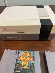 Vtg Nintendo NES Console Bundle Games Mario 2 3 Double Dragon Controllers Read