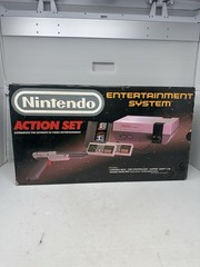 Nintendo NES Console Action Set With Box And Controllers Vintage Used Tested