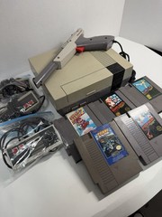 Nintendo NES with GAMES! SEE DESCRIPTION! Mario Bros