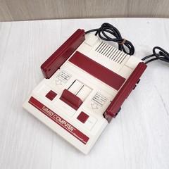 Nintendo Famicom NES Japan console boxws with Super Mario Bros CIB HVC-001 1983