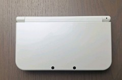 New Nintendo 3DS XL Pearl White | Charger + 32GB SD Card | REGION FREE