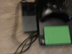 Microsoft Xbox One with Kinect 500GB Black Console – 7UV-00077