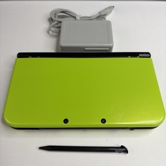 Nintendo New 3DS XL – Lime Green Mario World Console US Model W Charger Stylus