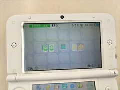 NINTENDO SPR-001 3DSLL