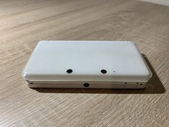 1268 Nintendo 3DS Ice White Good TESTED