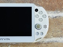 PS Vita PCH-2000 White ZA12 SONY PlayStation Japan Charger 8GB Tested EX DDP