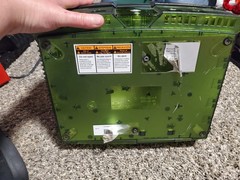 2001 original SUPER RARE XBOX signed by Bill Gates