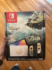 Nintendo Switch OLED TOTK Edition – PERFECT CONDITION – With all accessories ++