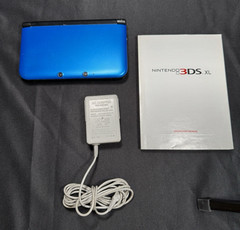Nintendo 3DS XL Handheld System – Blue/Black – Manual, Charger, No Stylus