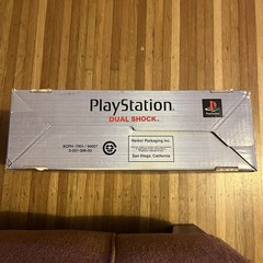 Sony PlayStation 1 SCPH-7001/94007: console, Dual Shock controller, memory card