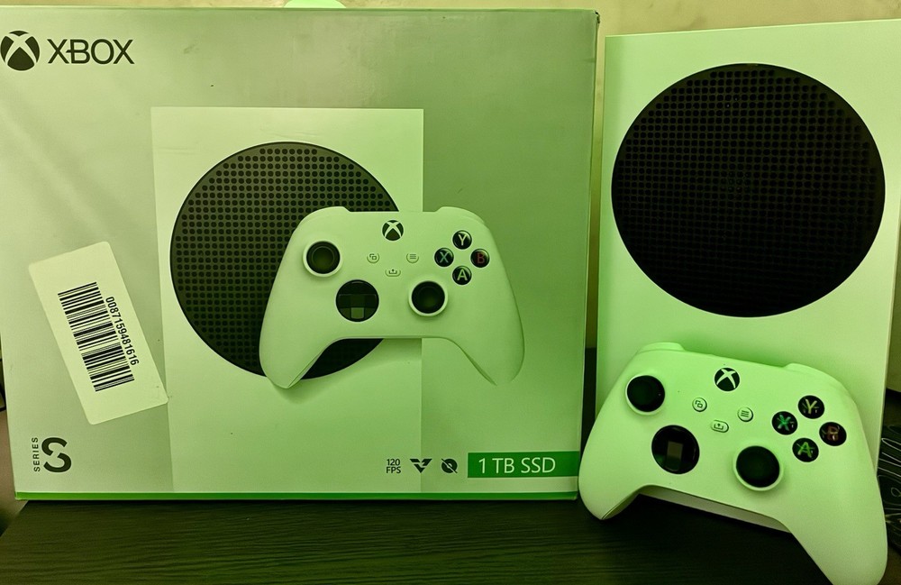 Microsoft Xbox Series S 1TB SSD White Console w/ Controller & Box Wi-Fi HDMI