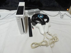 Nintendo Wii – RVL-001 White Bundle #19 NO AV CABLE