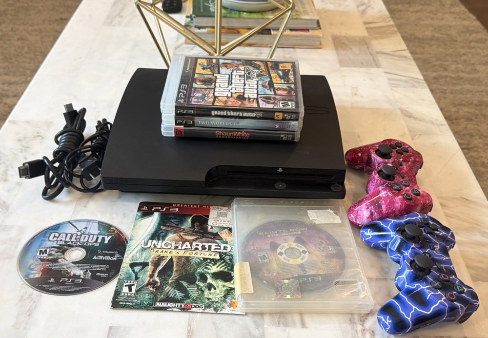 Sony Playstation 3 PS3 Slim CECH-3001A Console 6 Games 2 Controllers GTA COD