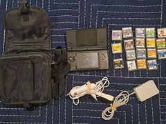 Nintendo DSi Black + 18 DS Games Bundle Mario LEGO Star Wars Charger Case Stylus