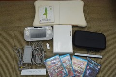 Nintendo WiiU 32GB white WUP-001 working item software wii fit etc… JAPAN