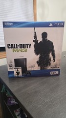 PlayStation 3 320GB Slim Bundle Call Of Duty: Modern Warfare 3 PS3