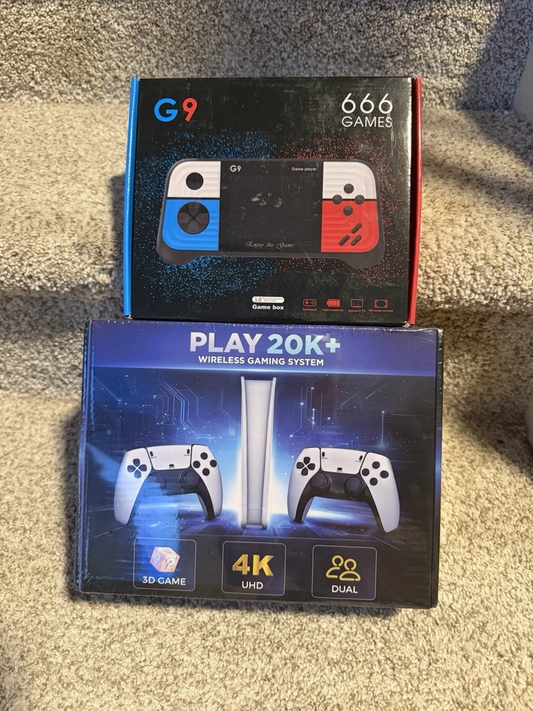 PLAY 20K+ Wireless Console, 2 Player, 3D Game, 4K UHD, AND G9 Handheld W/666