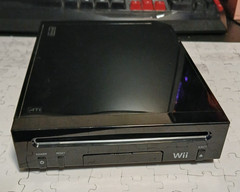 Nintendo Wii Black RVL-101 Console BUNDLE w/ WiiWare & VC Games (PLZ READ DESC!)