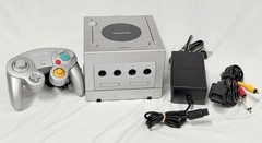 Nintendo GameCube Console Platinum Silver Console w/ Controller DOL-001 USA