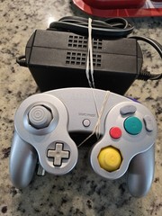 Nintendo GameCube Platinum Console Bundle With Crash Nitro Kart Great Condition