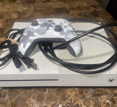Xbox One S 500 GB 1681 Video Game Console W/Camo Controller & Cords Tested🔥