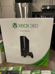 Xbox 360 E 250 Go BRAND NEW BOX OPEN # 1538 COLLECTOR ITEM EN/FR