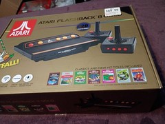 Atari Flashback 8 Gold Deluxe HD Console Wireless Controllers – Gold Used