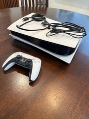 playstation 5 console disc version w/ brand new controller