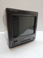VINTAGE SONY PVM-9020ME COLOUR TRINITRON MONITOR RETRO GAMING (For Parts) #4