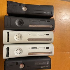 Lot of 5 Microsoft Xbox 360’s For Parts Various Models