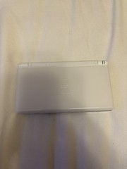 Nintendo DS Lite Handheld Console – Polar White – Charger included – No Stylus