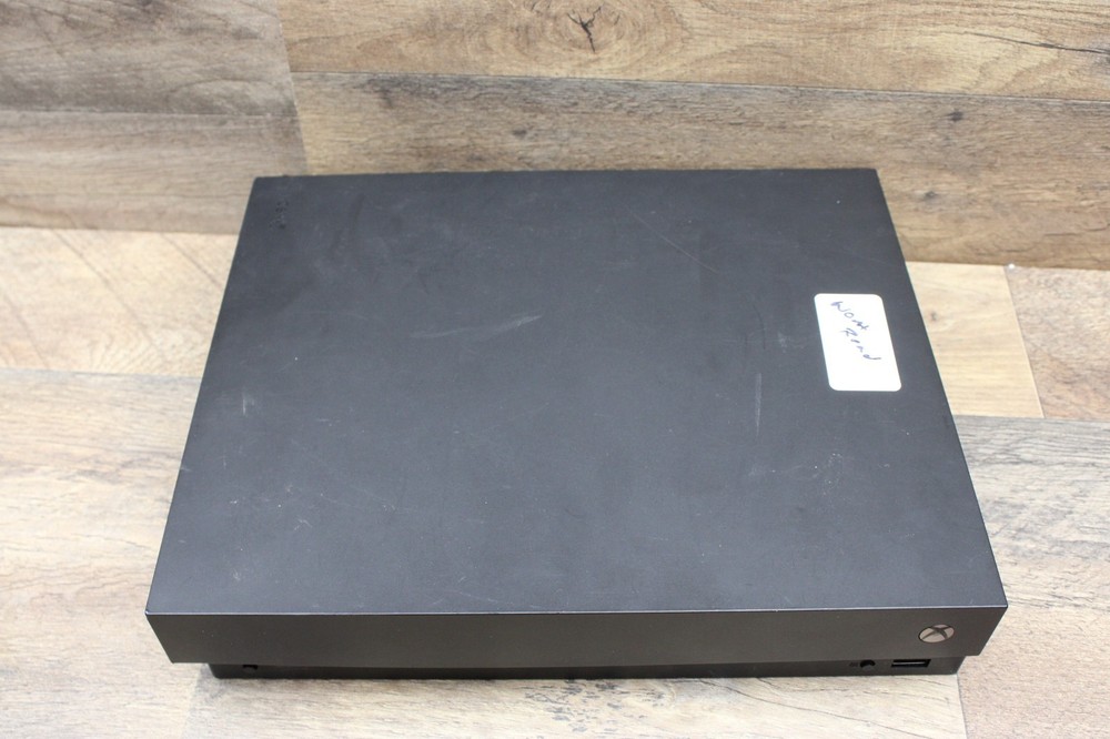 Microsoft Xbox One X 1TB Console only (Model 1787) Won’t Read Disc, For Parts