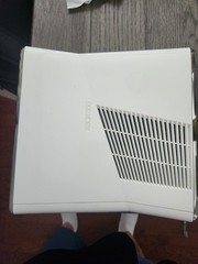Xbox 360 Slim Glossy White Edition