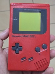 NINTENDO GAMEBOY RED ORIGINAL DMG-01 RARE + APPLE EARPHONES + TETRIS