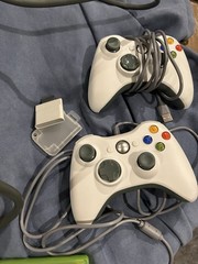 XBOX 360 CONSOLE AS IS FOR PARTS, bundle – 2 Controllers, 64MB, PS, cable, 8 dis