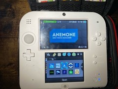 Nintendo 2DS Black/ White Console Complete Bundle w/ Case and Body Case.