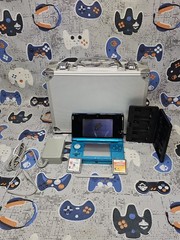 Nintendo 3DS Aqua Blue Handheld Handheld Console System CTR-001 PACKAGE DEAL