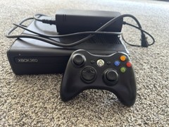 Microsoft Xbox 360 4GB Console Black Bundle Control & Games Tested