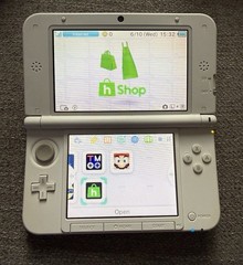 Nintendo 3DS XL LL Pearl White Excellent Condition Region Free