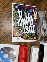 Nintendo Wii GameCube Compatible w/ Guitar & Games