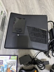 Xbox 360 320GB Console With Kinect Bundle W / Box and 3 Games – Tested Working!