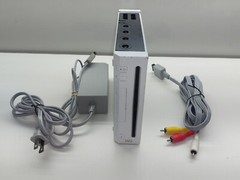 Nintendo Wii RVL-001 (USA) with Power Adapter and 2 AV Cable