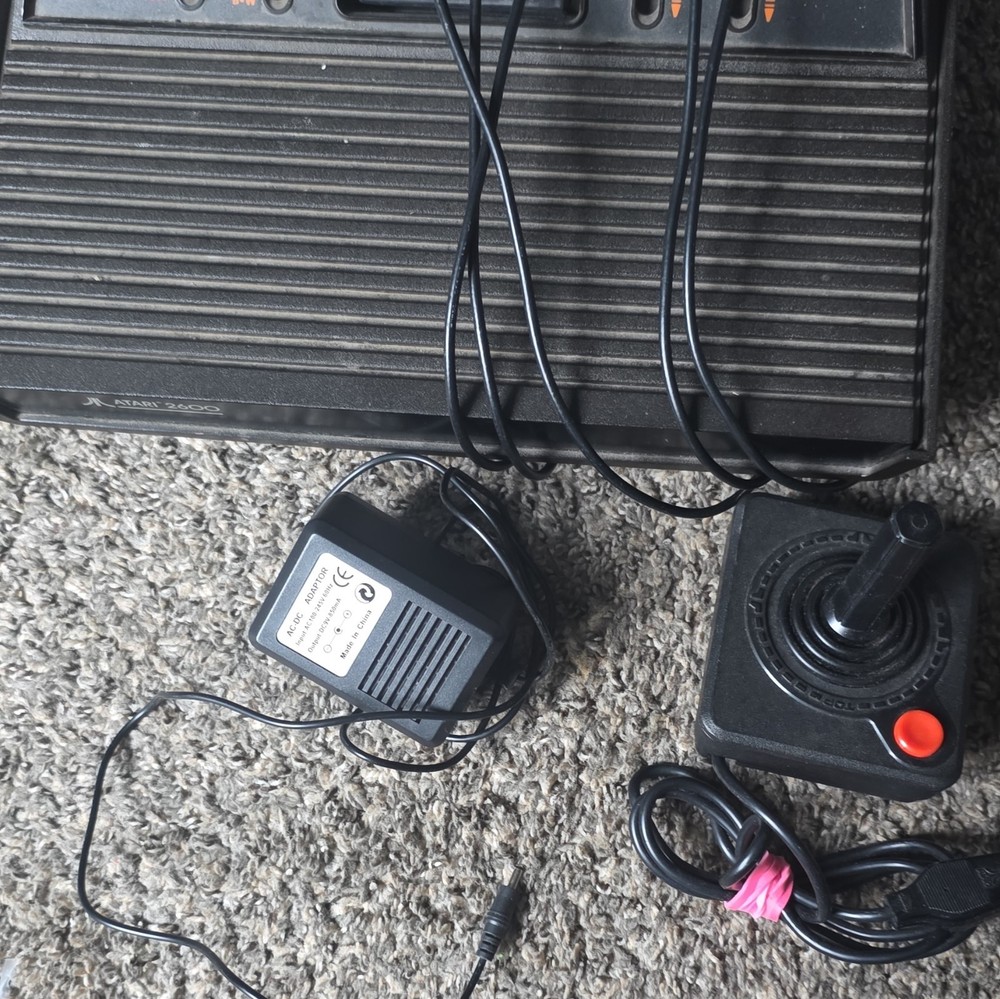 Atari 2600 CX2600 Black Console w/ Joystick & Power Adapter RF NTSC 1977