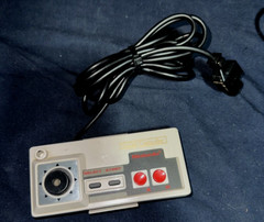 NINTENDO NES CONSOLE 3 CONTROLLERS ZAPPER ALL CORDS 7 Games TESTED WORKING 1985